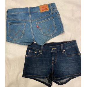 Levi’s• Pair of Stretch Shorts• Light&Dark Wash
